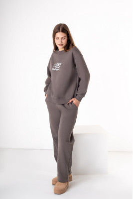 Костюм жіночий